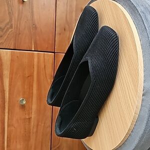 Vivia Margot 2.0 square toe size 8